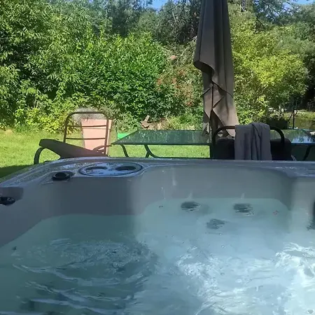 Confortable A 55 M² Avec Sauna 아파트